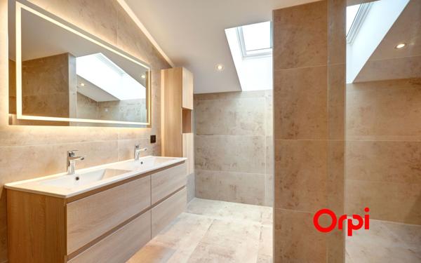 Appartement à vendre    5 pièces • 130,56 m2 Écully