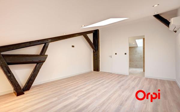 Appartement à vendre    5 pièces • 130,56 m2 Écully