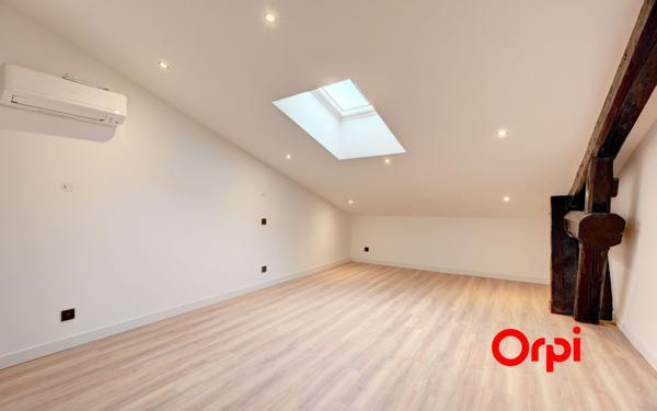 Appartement à vendre    5 pièces • 130,56 m2 Écully