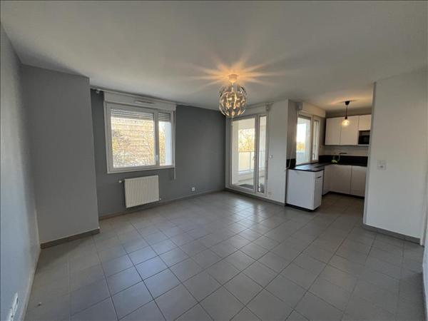 Appartement à louer |  VENISSIEUX |  2 pièces | 43 m²