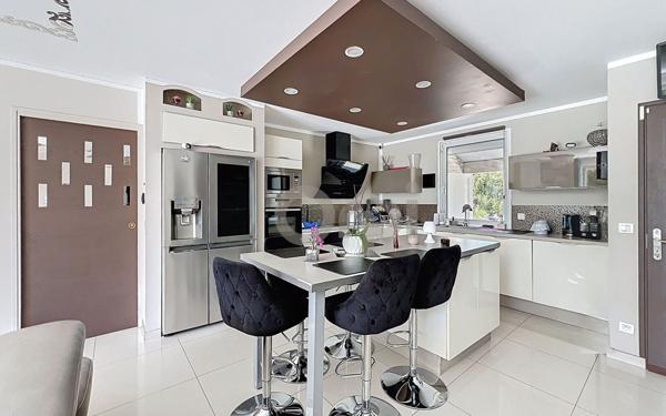 Maison à vendre    4 pièces •  Taradeau