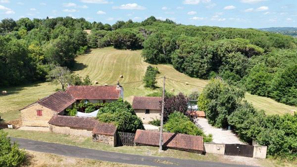 Maison Le Buisson De Cadouin 9 pièce(s)