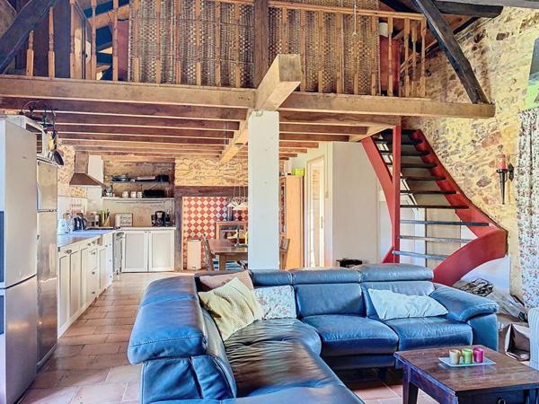 Maison Le Buisson De Cadouin 9 pièce(s)