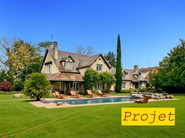 Élégante propriété 252m2 avec parc arboré, piscine à Montgivray