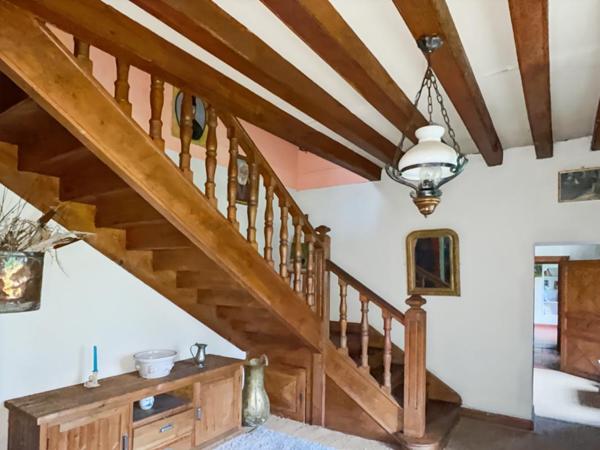 Élégante propriété 252m2 avec parc arboré, piscine à Montgivray