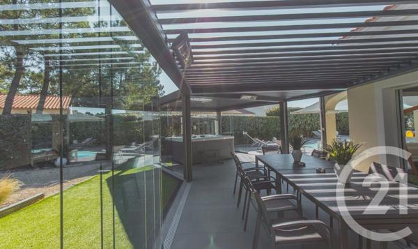 Maison à vendre  9 pièces - 251 m2 BRETIGNOLLES SUR MER - 85