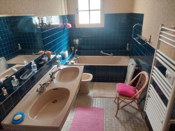 Maison famailiale de 155 m² avec garage, cave et jardin clos