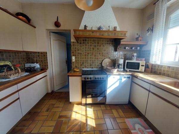 Maison famailiale de 155 m² avec garage, cave et jardin clos