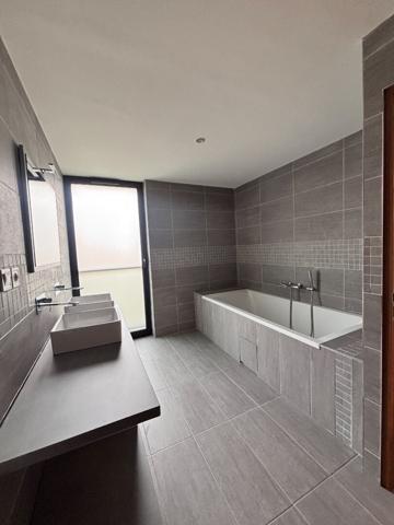 A louer Maison d'architecte Lille 5 pièces155 m2