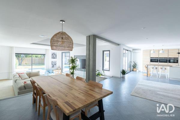 Maison à vendre 5 pièces 193 m² Nieul-sur-Mer
