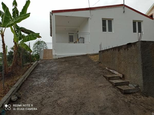 Maison et terrain situé à ducos