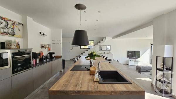 Maison à vendre  4 pièces - 150 m 2   ENSUES LA REDONNE  - 13