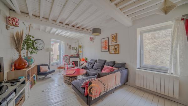 Maison 6 pièce(s) 3 chambre(s) 164 m²