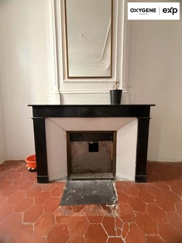 Perpignan, charme de l’ancien rénové, 54 m² avec patio, cave et fort potentiel à 72 000 €