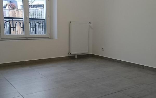 Appartement à louer    1 pièce • 27,96 m2 Noisy-le-Grand