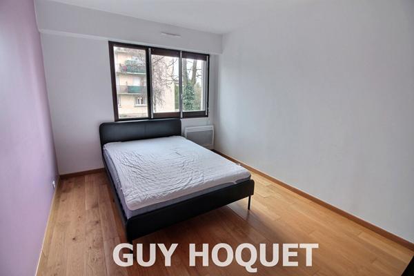 Appartement Suresnes 3 pièce(s) 70.93 m2