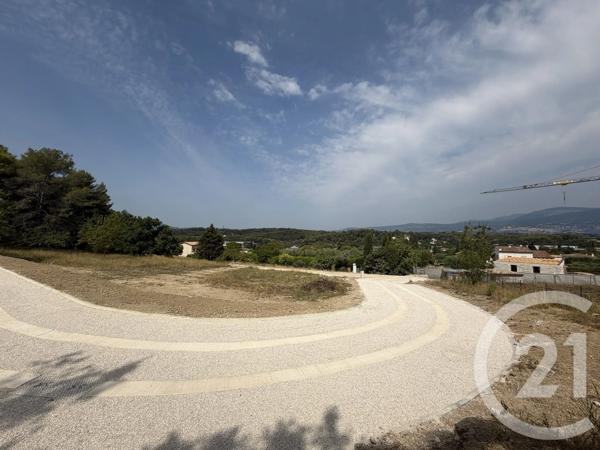 Terrain à vendre  2433 m 2   MOUGINS  - 06