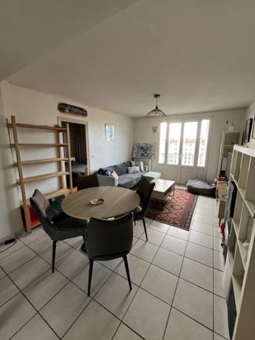 Appartement à vendre |  Villeurbanne |  3 pièces | 53 m²