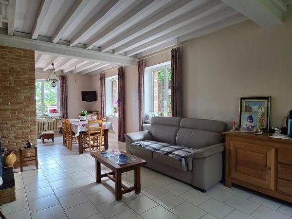 Maison à TEURTHEVILLE-BOCAGE, 50630 - 5 pièces 107m²