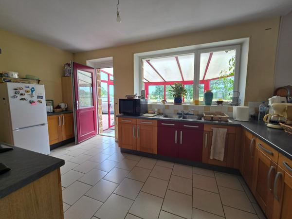 Maison à TEURTHEVILLE-BOCAGE, 50630 - 5 pièces 107m²