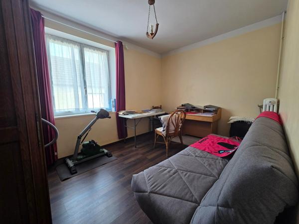 Maison à TEURTHEVILLE-BOCAGE, 50630 - 5 pièces 107m²