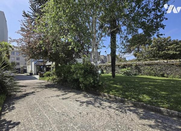 MAISON BOURGEOISE A CHERBOURG