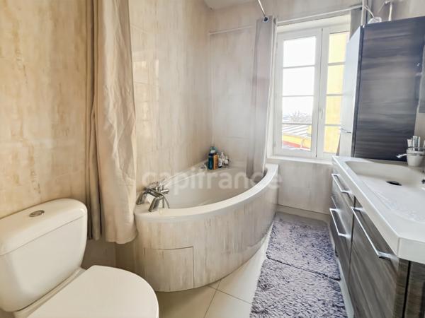 À VENDRE - BOULOGNE-SUR-MER - APPARTEMENT DUPLEX 96,23 M2 - 5 PIÉCES - 2 TERRASSES - JARDIN PRIVATIF 800 M2 - 1 PLACE DE PARKING