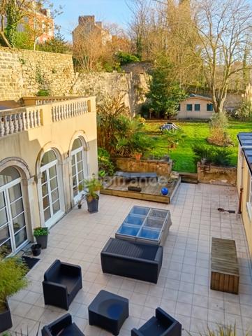 À VENDRE - BOULOGNE-SUR-MER - APPARTEMENT DUPLEX 96,23 M2 - 5 PIÉCES - 2 TERRASSES - JARDIN PRIVATIF 800 M2 - 1 PLACE DE PARKING