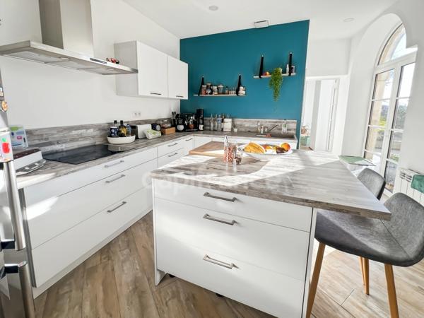 À VENDRE - BOULOGNE-SUR-MER - APPARTEMENT DUPLEX 96,23 M2 - 5 PIÉCES - 2 TERRASSES - JARDIN PRIVATIF 800 M2 - 1 PLACE DE PARKING