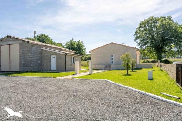 Maison à vendre 182 069 € Le Fouilloux 3 p 72 m² DPE C