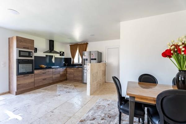 Maison à vendre 182 069 € Le Fouilloux 3 p 72 m² DPE C
