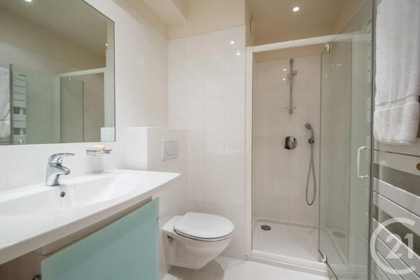 Appartement F4 à vendre  4 pièces - 117,48 m 2   NICE  - 06