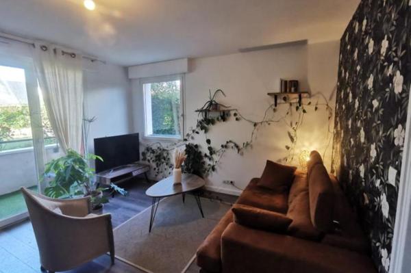 Location - Appartement 2 pièces 47 m 2 BRUZ (35170)