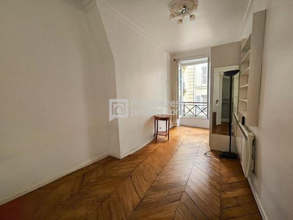 Appartement Paris 9ème arrondissement rue Lamartine 3 pièces 44.86 m2