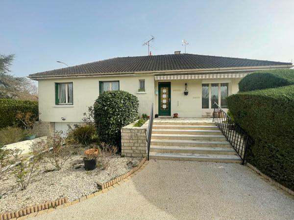 Maison - 6 pièces - 180 m²