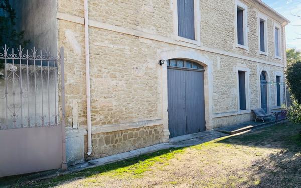 Maison à vendre    7 pièces •  Aigues-Vives