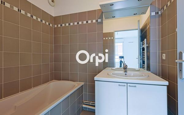 Appartement à vendre    2 pièces • 40 m2 Tourcoing
