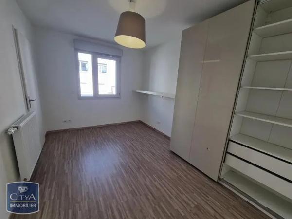 Appartement à louer 2 pièces 44.03m² Gex (01170)