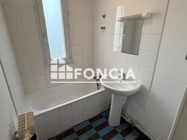 Location Appartement 4 pièces 85.54 m² - RUE ADJUDANT CHEF CHAMPION Salon De Provence 13300