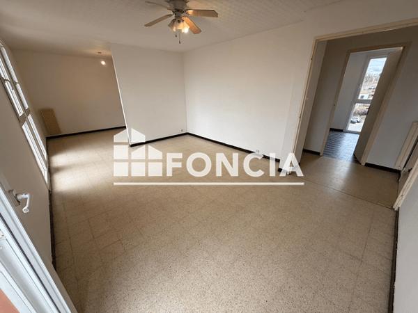 Location Appartement 4 pièces 85.54 m² - RUE ADJUDANT CHEF CHAMPION Salon De Provence 13300