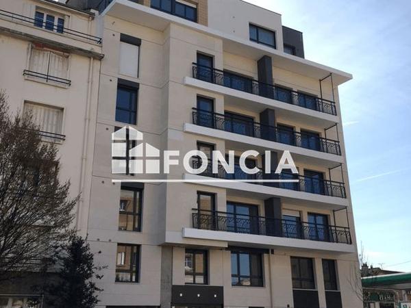 Location Appartement 2 pièces 40.2 m² - 52 BOULEVARD DE VALMY Colombes 92700