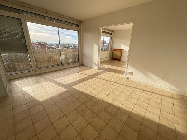 APPARTEMENT HOUILLES - 3 pièces- 67 m2