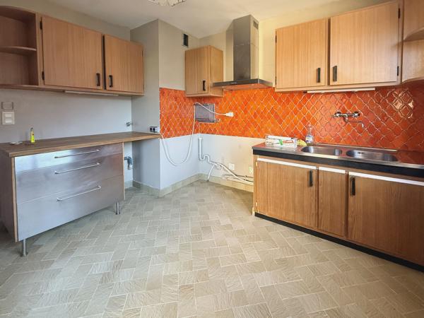 Appartement 5 pièces 3 chambres 90m² Digne-les-Bains (04000)