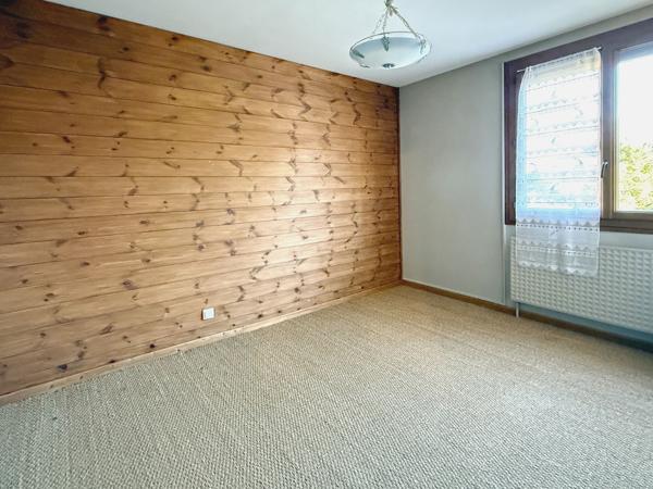 Appartement 5 pièces 3 chambres 90m² Digne-les-Bains (04000)