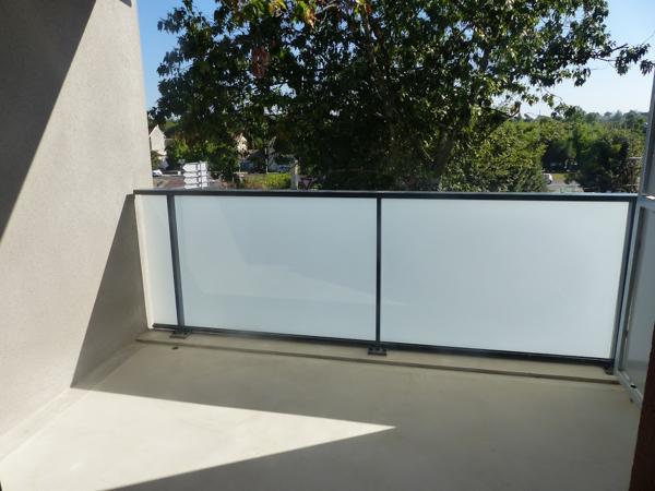 Appartement T2-51 m²-  CENON