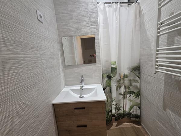 Studio meublé rénové de 21.54m² Centre historique de Grasse