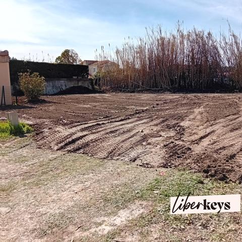 Terrain constructible de 499m²