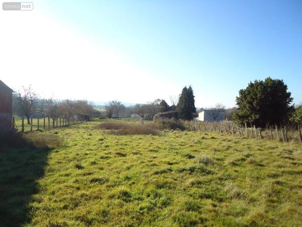 Terrain à Batir à vendre à Dun-le-Palestel en Creuse (23800), ref : 1096