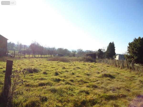 Terrain à Batir à vendre à Dun-le-Palestel en Creuse (23800), ref : 1096