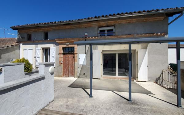 Maison à vendre    5 pièces •  Finhan